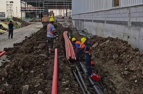巢湖工厂监控外围管道预埋施工